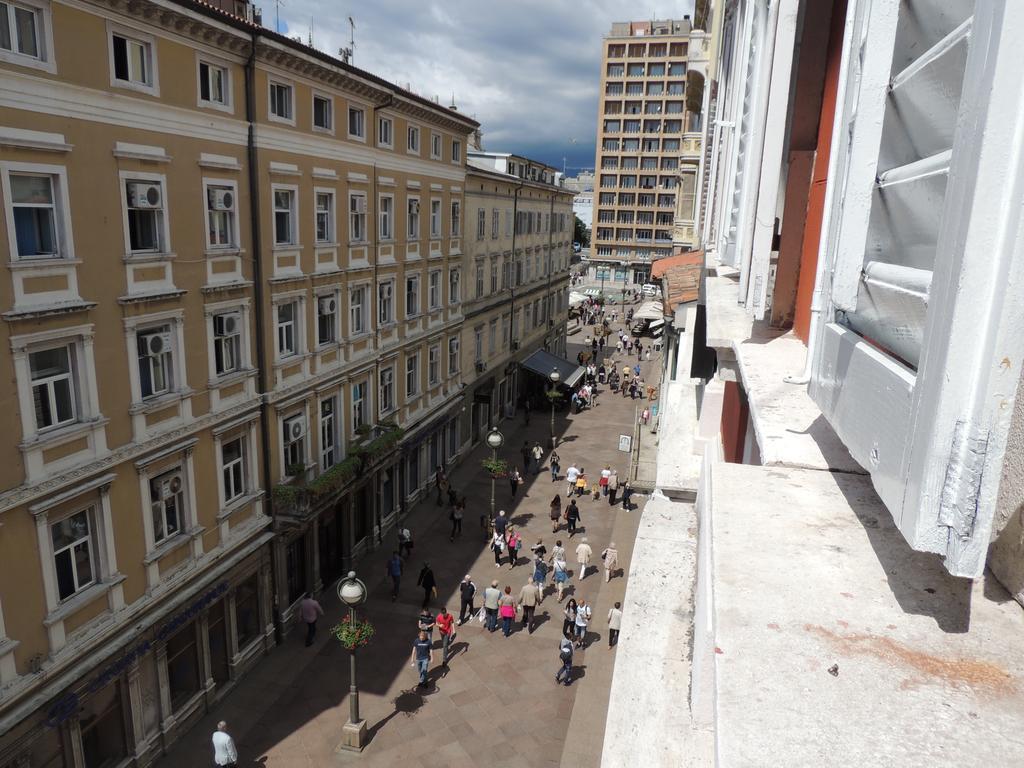 Hostel Rijeka Exterior photo